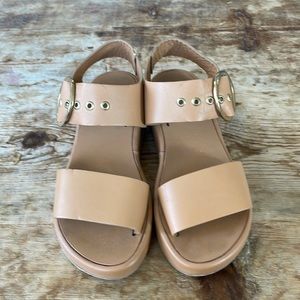 BEEK SWAN PLATFORM WEDGE SANDALS SZ 5